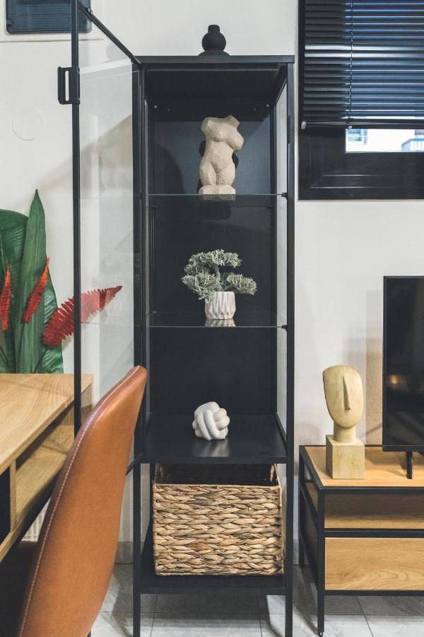 112 Downtown Loft Apartment