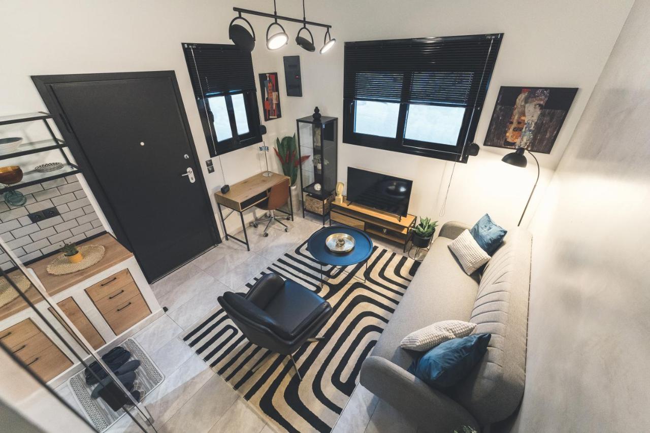 112 Downtown Loft Apartment Volos