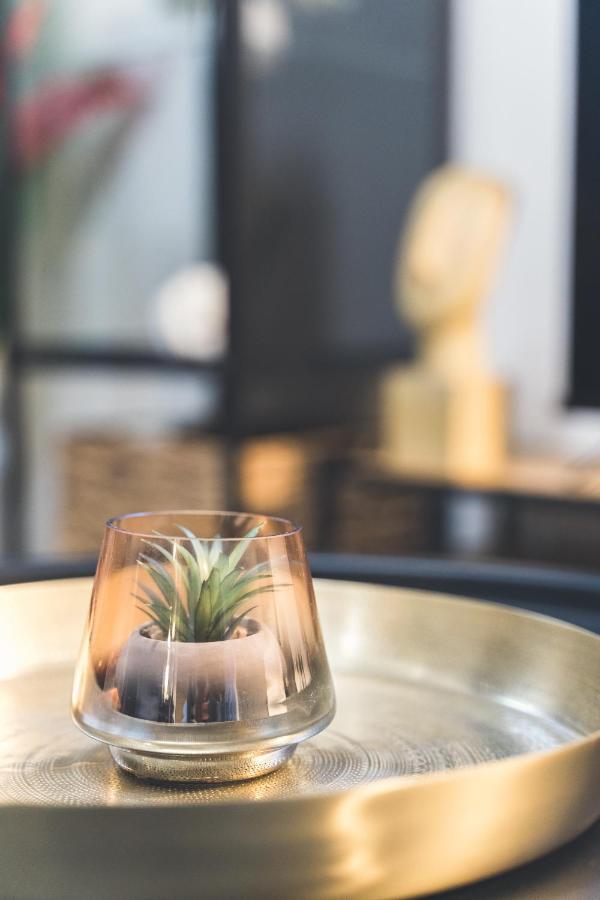 112 Downtown Loft Apartment *